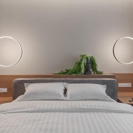 Oasis Rooms 오라데아 외부 사진