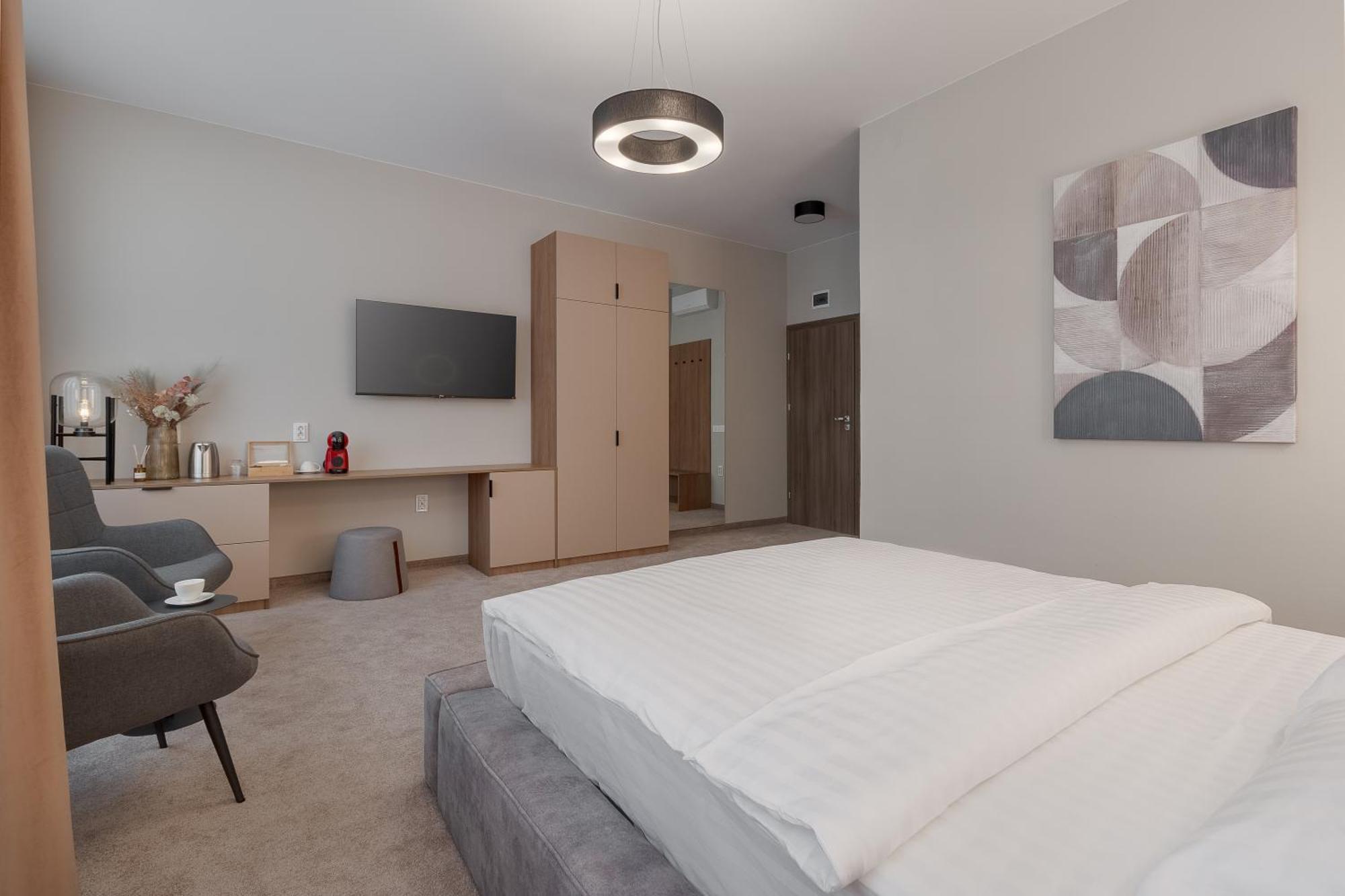 Oasis Rooms 오라데아 외부 사진